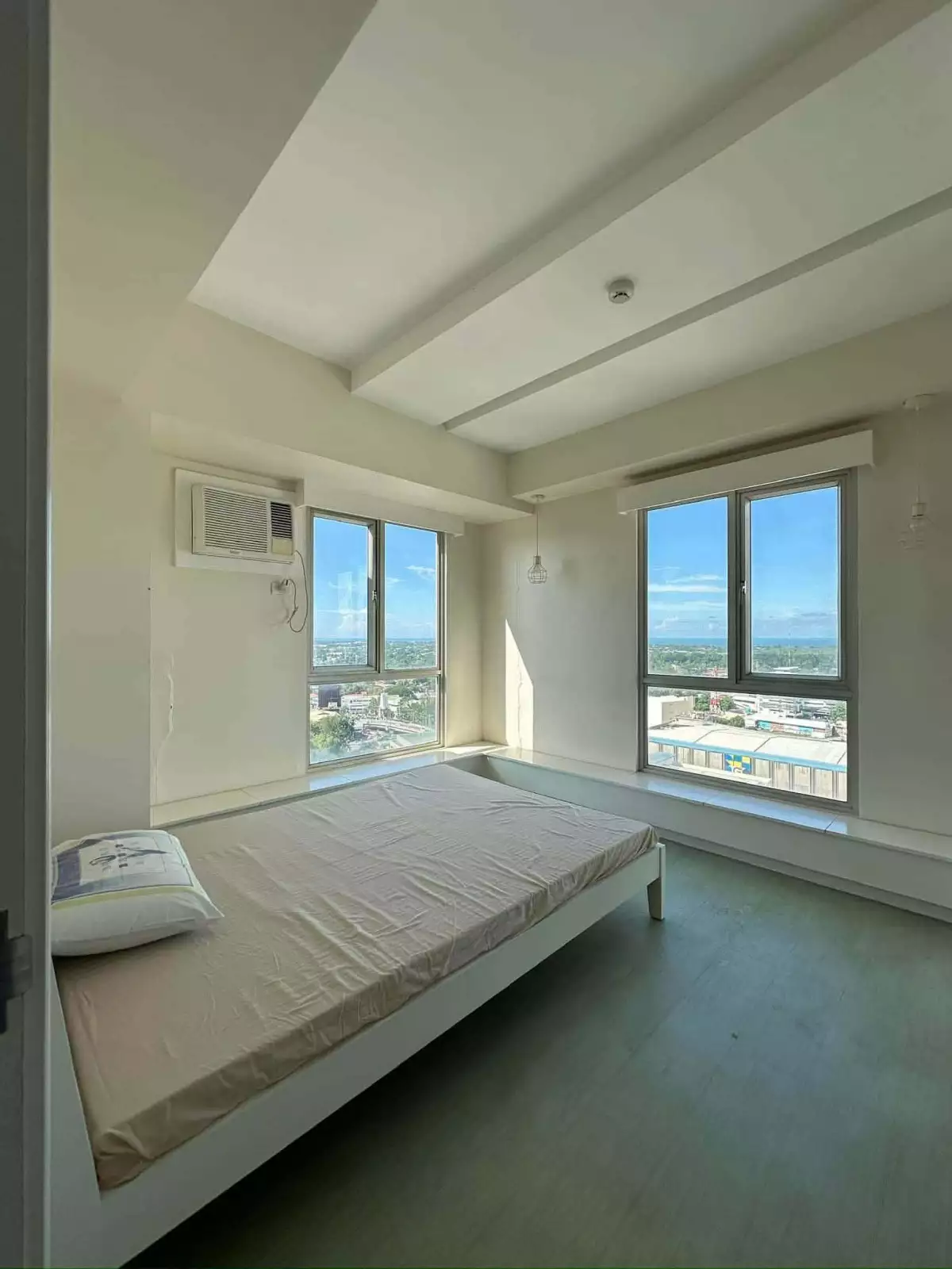 Corner 2 Bedroom Centrio Condo For Sale — 2 Bedrooms in Barangay 24 (Pob.), Cagayan de Oro City, Misamis Oriental — Photo 2