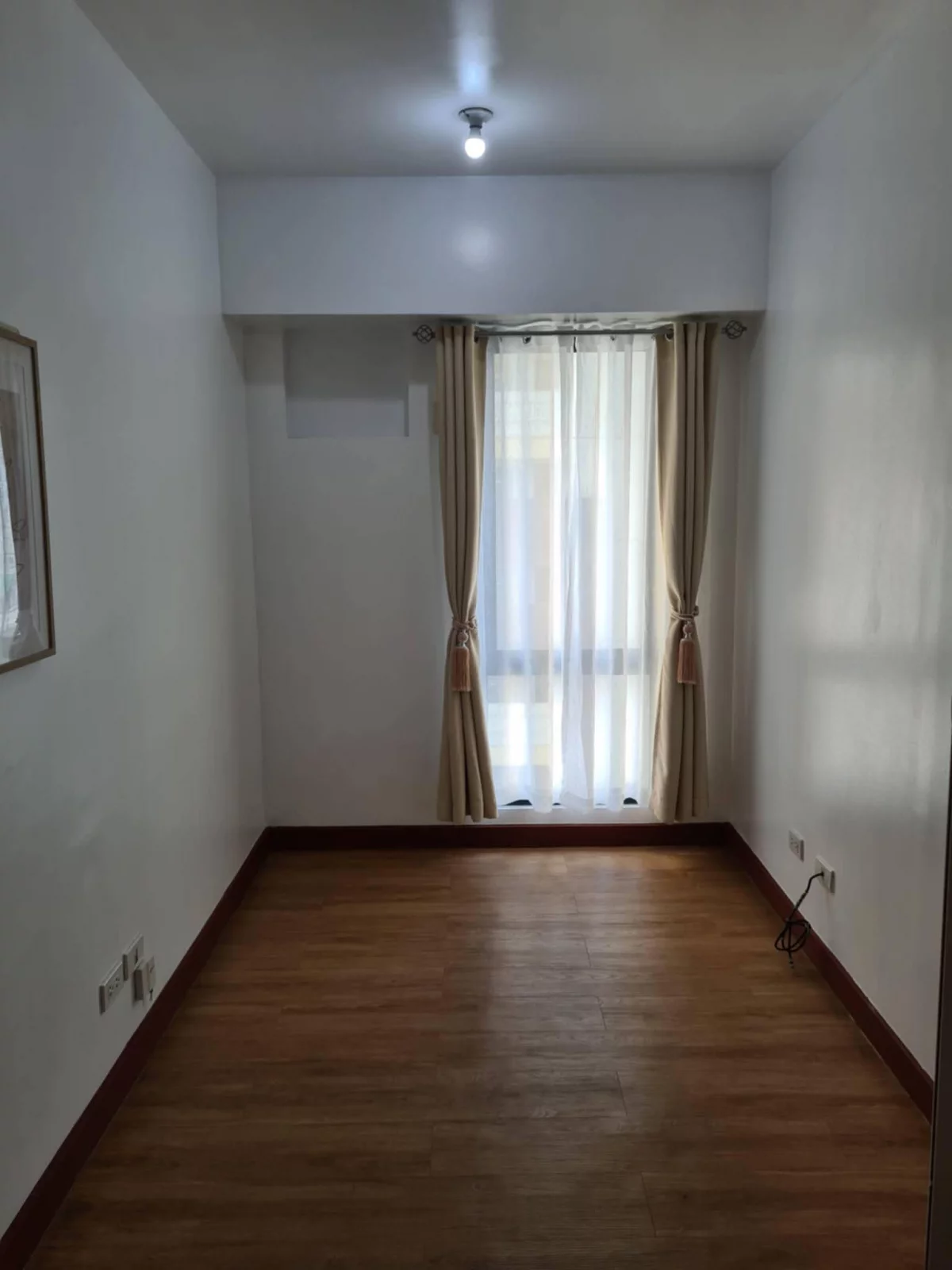 Open photo 14 of 19 — Rush Sale: Flair Tower South
