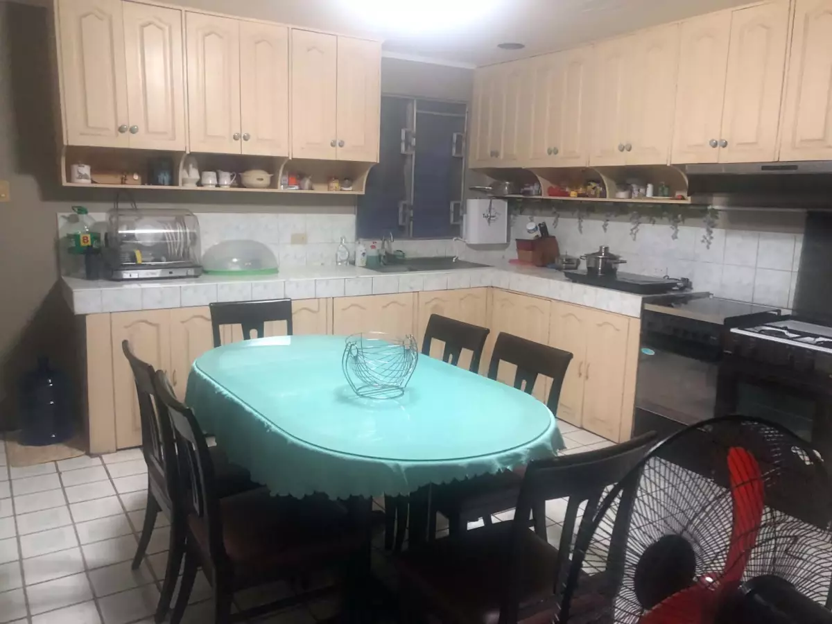 Open photo 19 of 21 — 5BR House and Lot Near South Green Park Village, Paranaque City — Fully Furnished