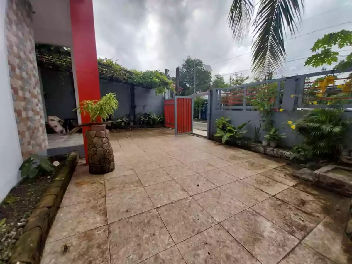 House and Lot For Sale — House and Lot in Estefania, Bacolod City, Negros Occidental — Photo 2
