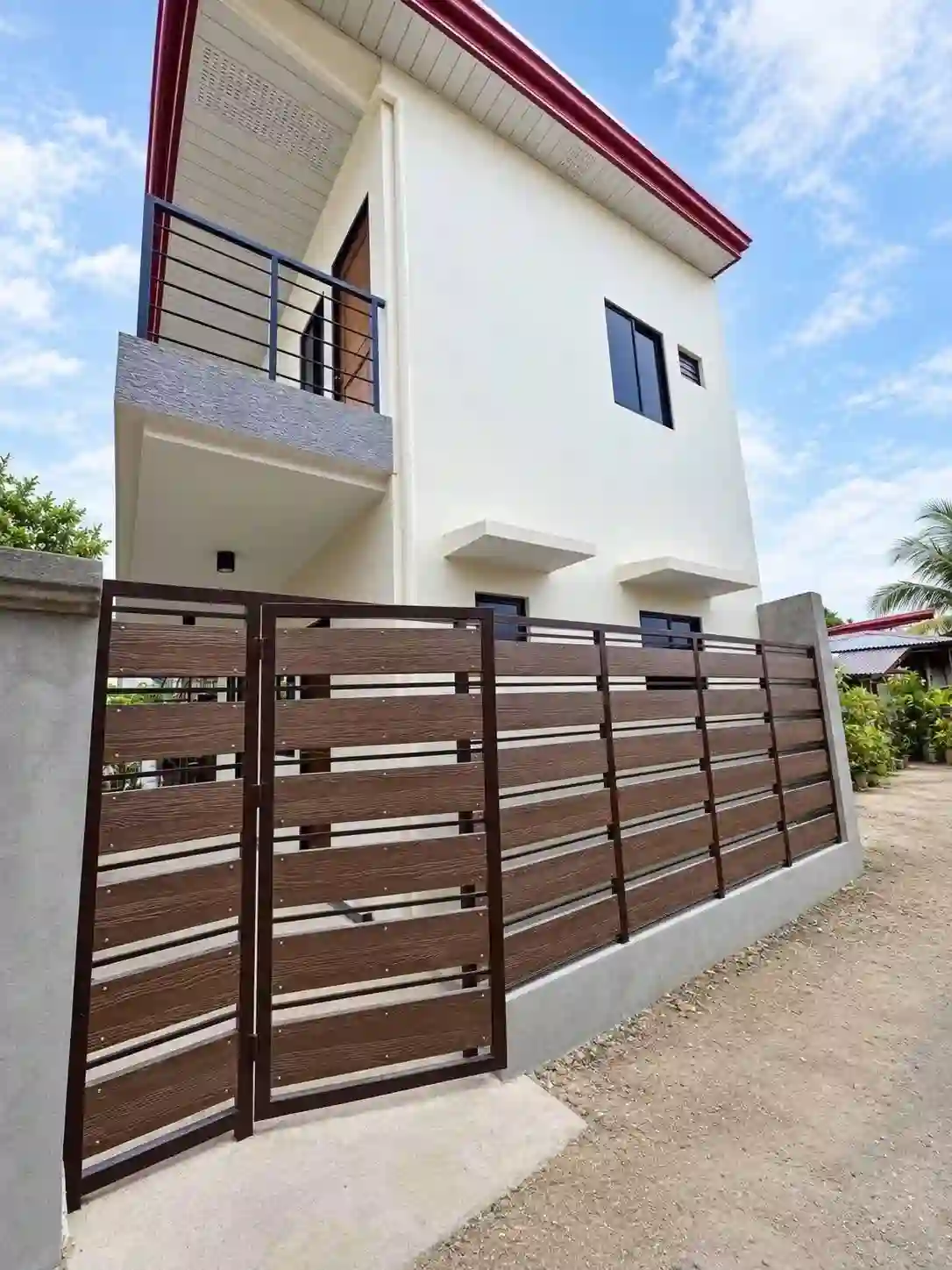 For Sale: 2BR Apartment Near Tayud Elementary School, Liloan — Floorboards