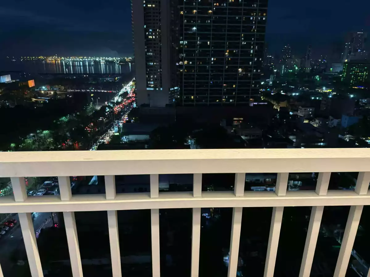 Foreclosure: 1BR Condo in Barangay 76, Pasay City — 27 sqm