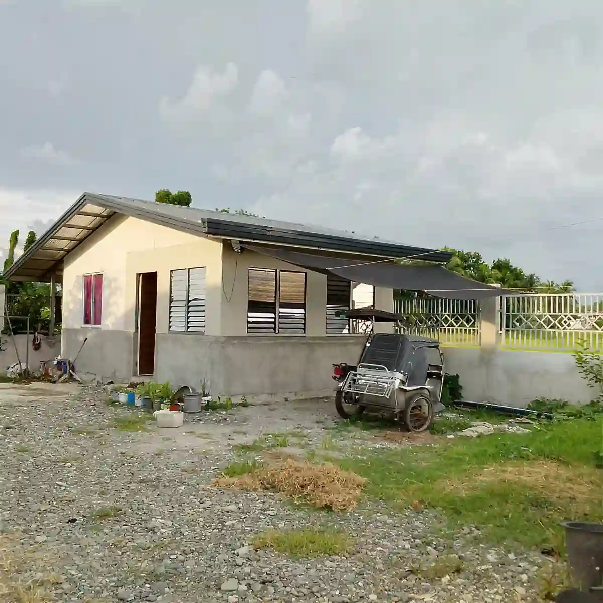 For Sale: 2BR House and Lot in Puting Tubig, Gapan — 400 sqm — House and Lot in Gapan, Nueva Ecija, 3105 — Photo 3