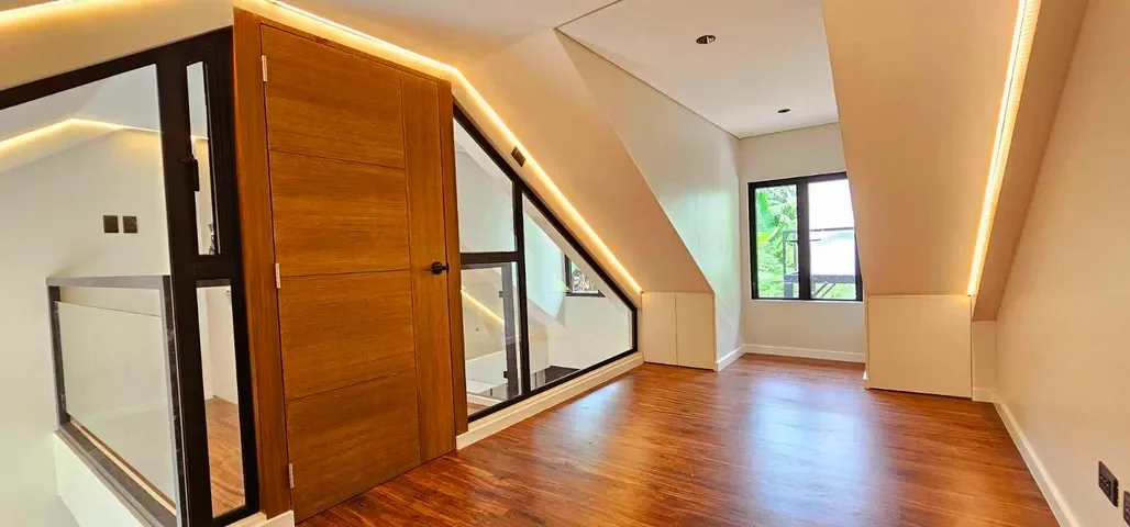 Open photo 12 of 12 — For Sale: 3BR Townhouse in B. F. Homes, Paranaque City — 64 sqm