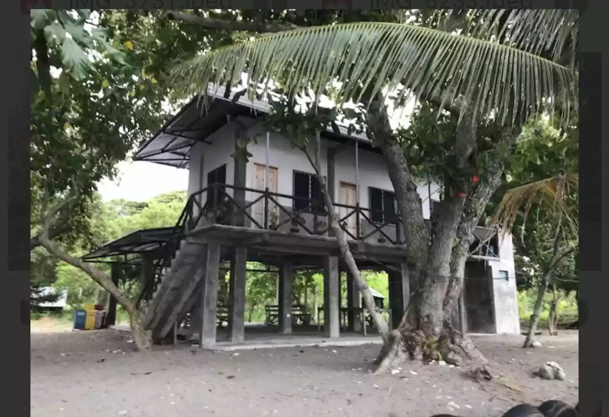 Open photo 12 of 12 — Beach lot Property