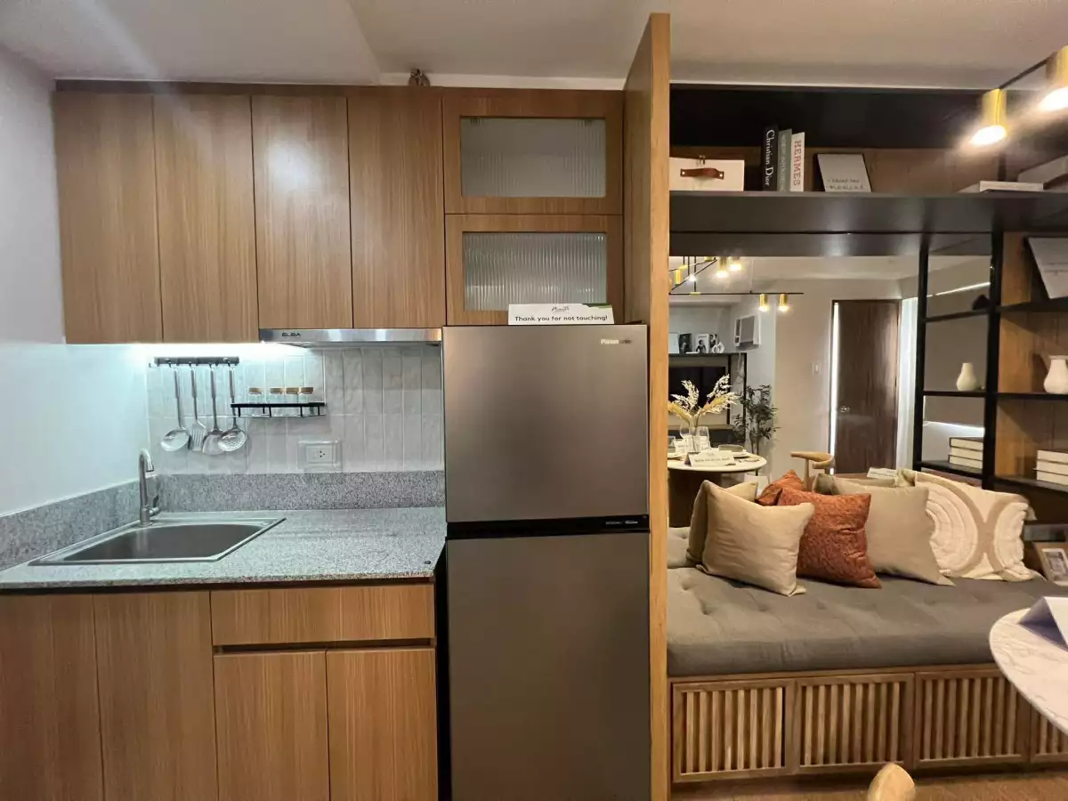 For Sale: Studio Condo in Plumera Mactan, Lapu-lapu City — Studio in Basak, Lapu-lapu City, Cebu — Photo 2