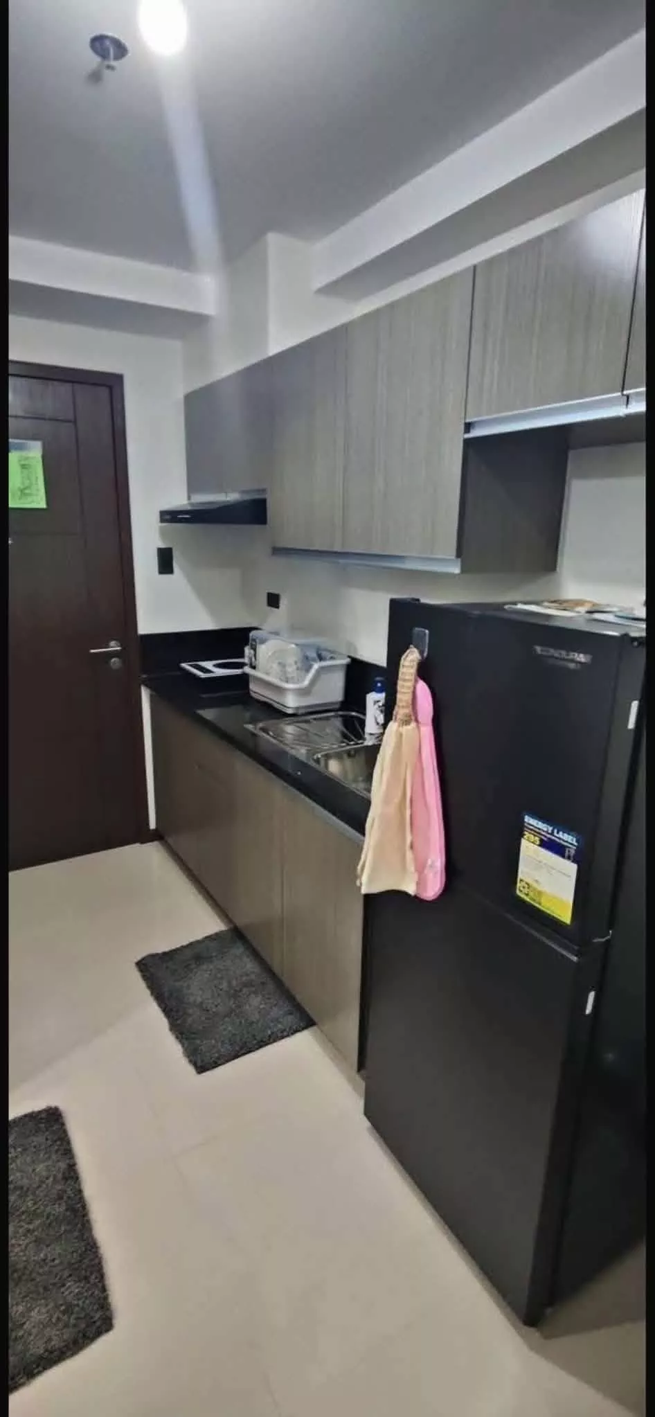 STUDIO UNIT WITH BALCONY AND PARKING IN GALLERIA RESIDENCES — Studio in Avenue Extension, Carreta, Cebu City — Photo 6