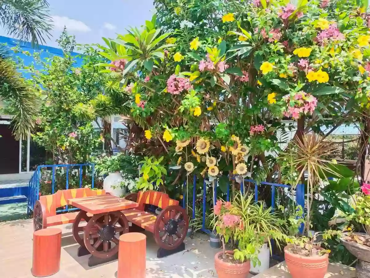 Open photo 21 of 40 — Private Resort House and Lot for Sale in Cupang Proper, Balanga City — Investors