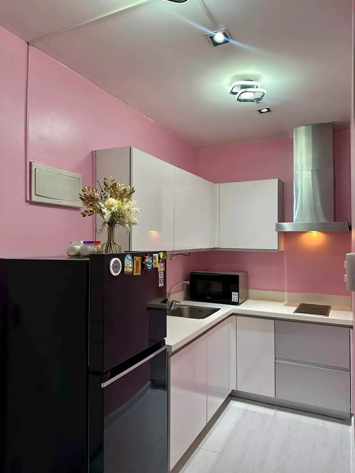 Open photo 14 of 14 — Gramercy Residences 1BR Condo for Sale in Poblacion, Makati City