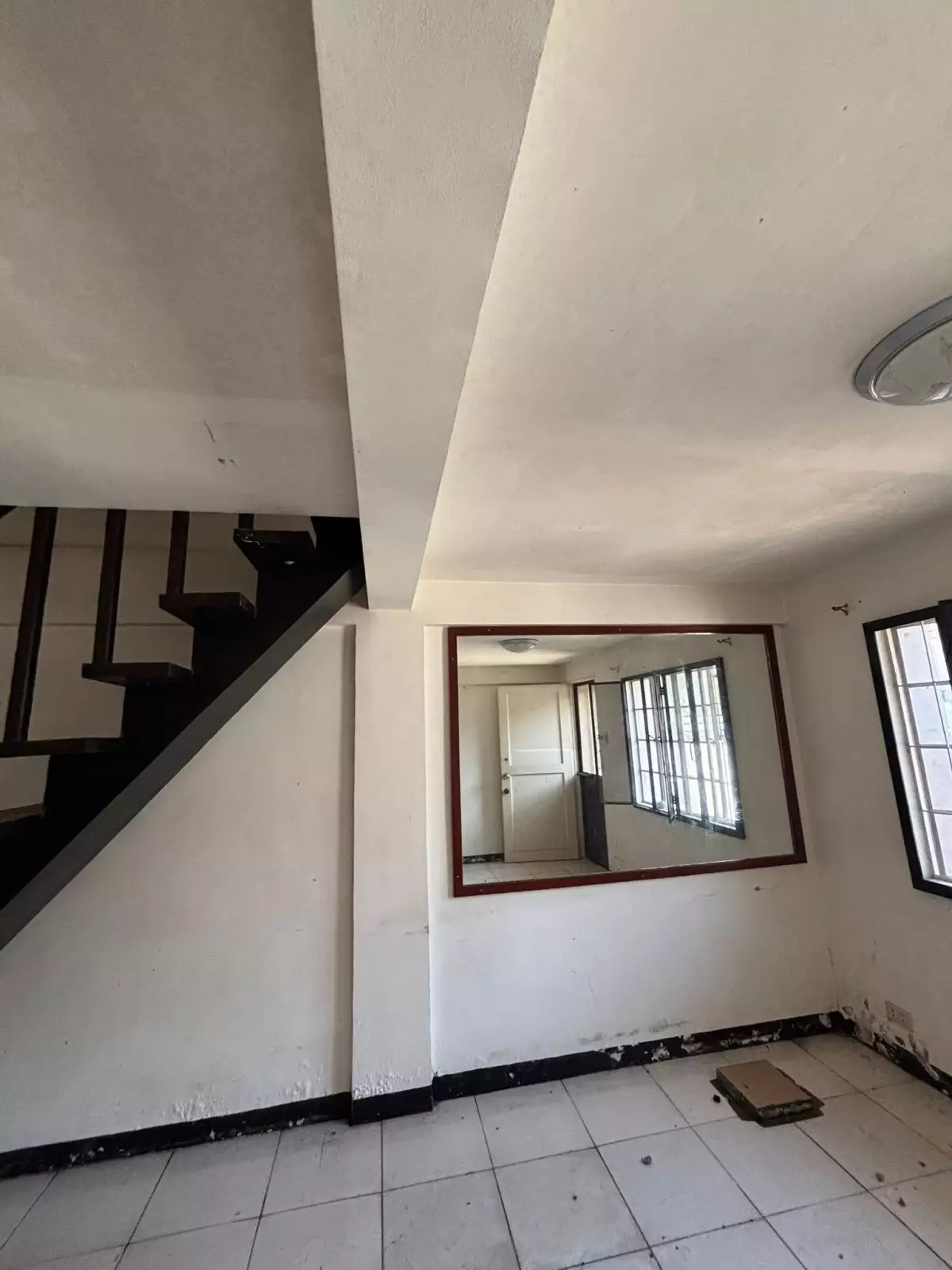 Open photo 16 of 18 — 🏡 Affordable 3BR Townhouse for Sale in Cordova! Own this 2-storey townhouse in Summerville Subdivision for only ₱2M! With 3 bedrooms, own parking, separate laundry area, and a clean title, it's the perfect starter home or investment.