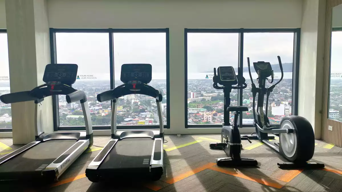 𝐑𝐔𝐒𝐇 𝐀𝐒𝐒𝐔𝐌𝐄 𝐒𝐀𝐋𝐄! 𝐒𝐭𝐮𝐝𝐢𝐨 𝐰𝐢𝐭𝐡 𝐁𝐚𝐥𝐜𝐨𝐧𝐲 𝐢𝐧 𝐀𝐑𝐂 𝐓𝐨𝐰𝐞𝐫𝐬 — 𝐎𝐧𝐥𝐲 ₱𝟏.𝟖𝐌! 🔥 — Studio in Sambag I (Pob.), Cebu City, Cebu — Photo 4