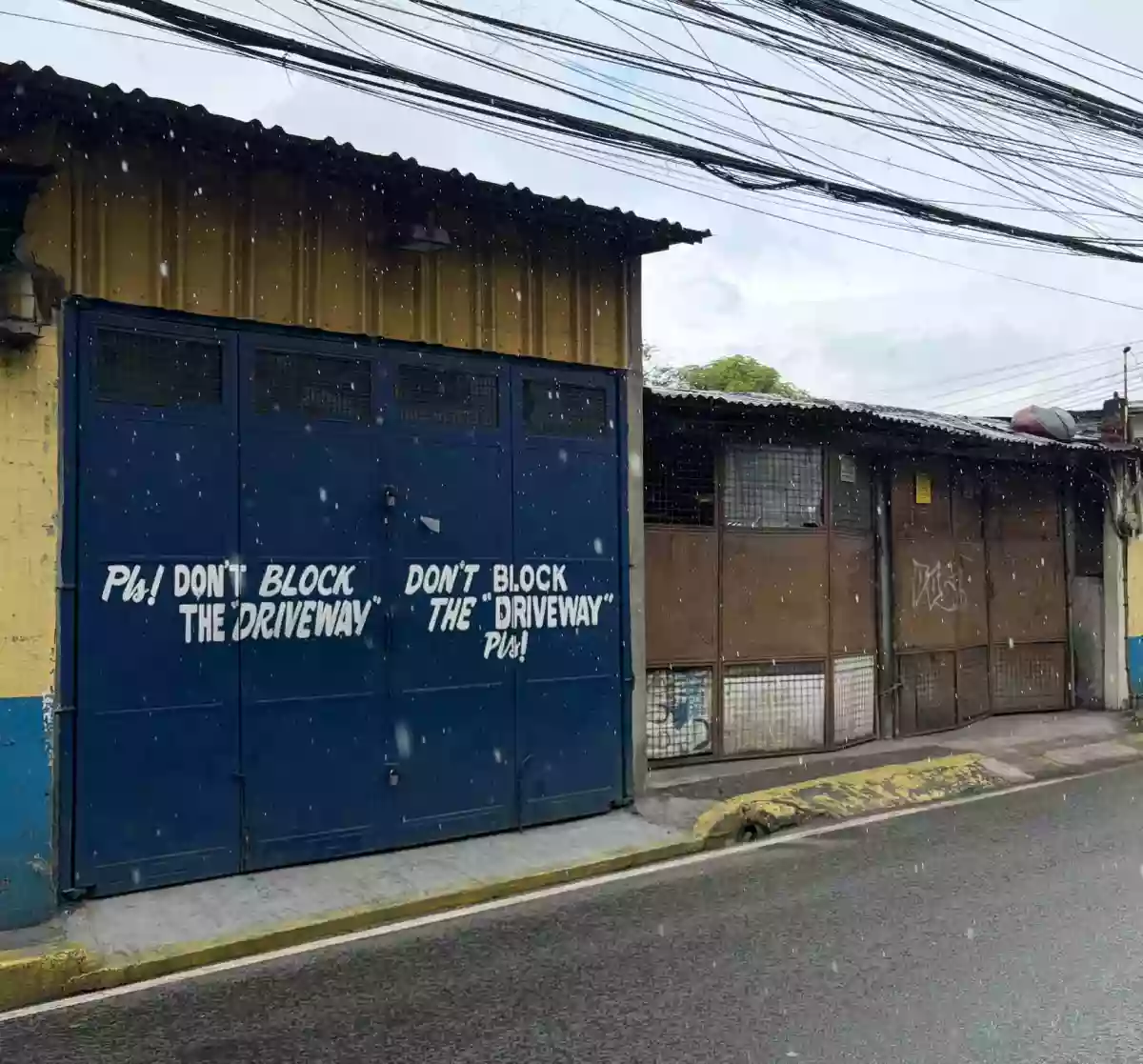 RESIDENTIAL/COMMERCIAL PROPERTY FOR SALE NEAR BONI AVENUE — Commercial Lot in Poblacion, Mandaluyong City, Metro Manila — Photo 3