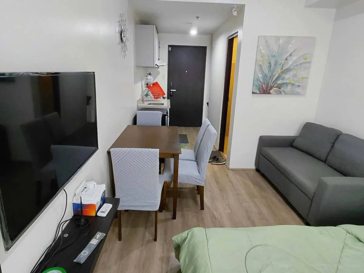 For Rent: Fully Furnished Studio Condo in Lahug, Cebu City — The Median — Studio in Lahug, Cebu City, Cebu — Photo 3