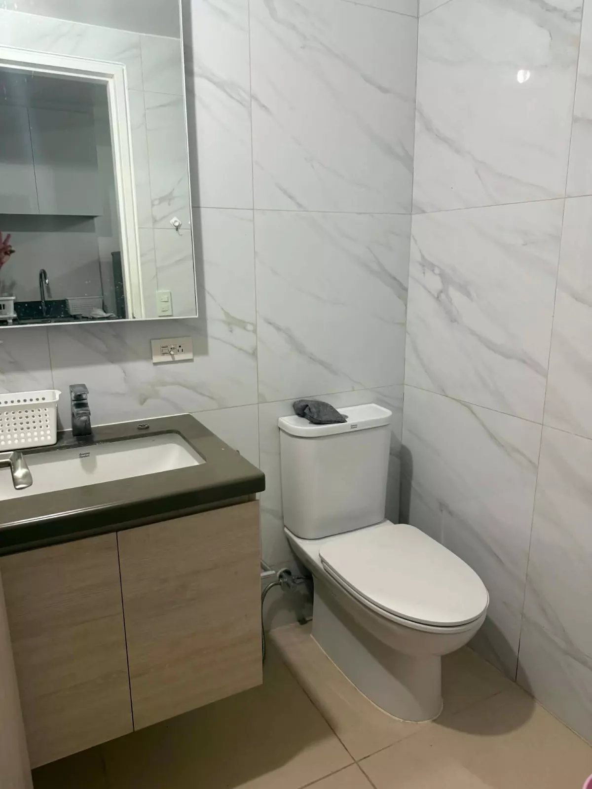 Open photo 12 of 16 — MANDANI BAY SUITES Tower2 (Fully Furnished Studio Unit)