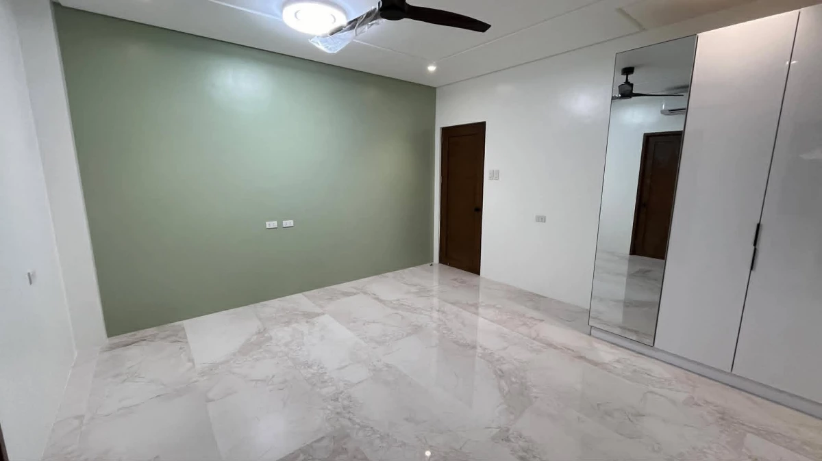 For Sale: 5BR House and Lot in Sauyo, Quezon City — 380 sqm — House and Lot in Sauyo, Quezon City, Metro Manila — Photo 7