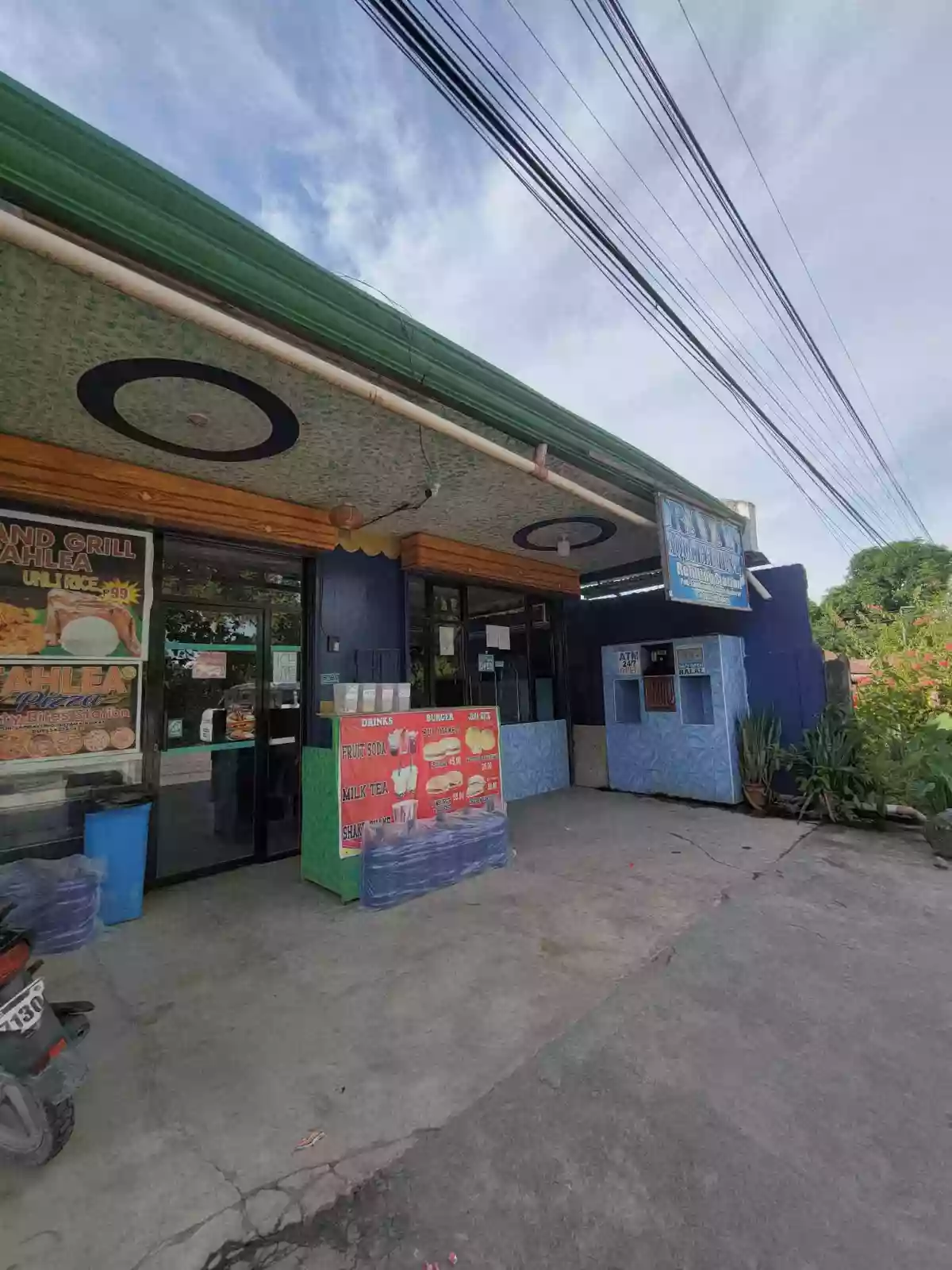 COMMERCIAL BUILDING FOR SALE NEAR PUBLIC MARKET AT POBLACION LAMBAYONG SULTAN KUDARAT — Building in Poblacion, Tacurong, Sultan Kudarat — Photo 2
