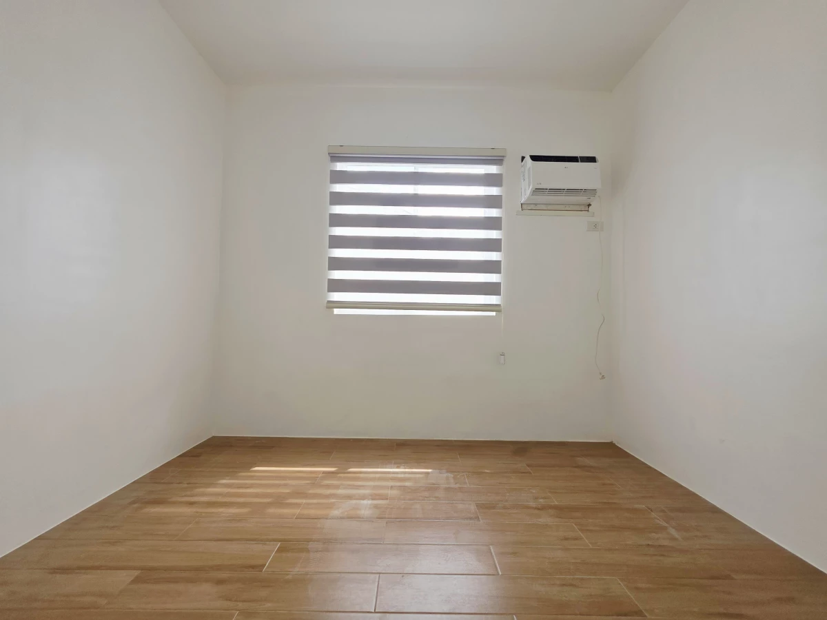 Open photo 15 of 30 — For sale Regular duplex in Minglanilla Highlands, Cebu
