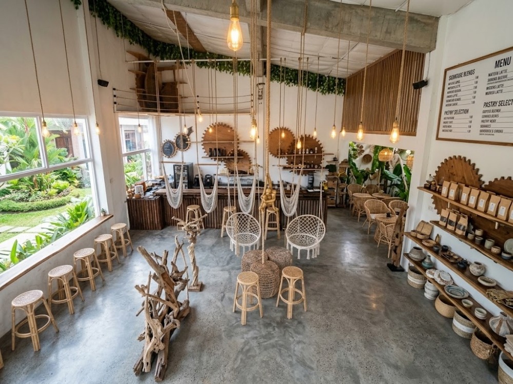 Coastal Cafe and Relaxation Spot