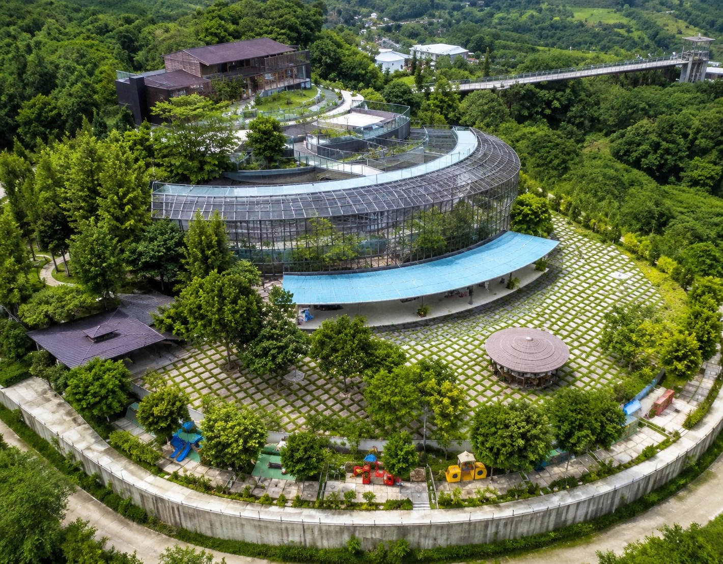 The Peak of Skyline Sophistication: Amaya View and the 2026 Pulse of High-Altitude Leisure