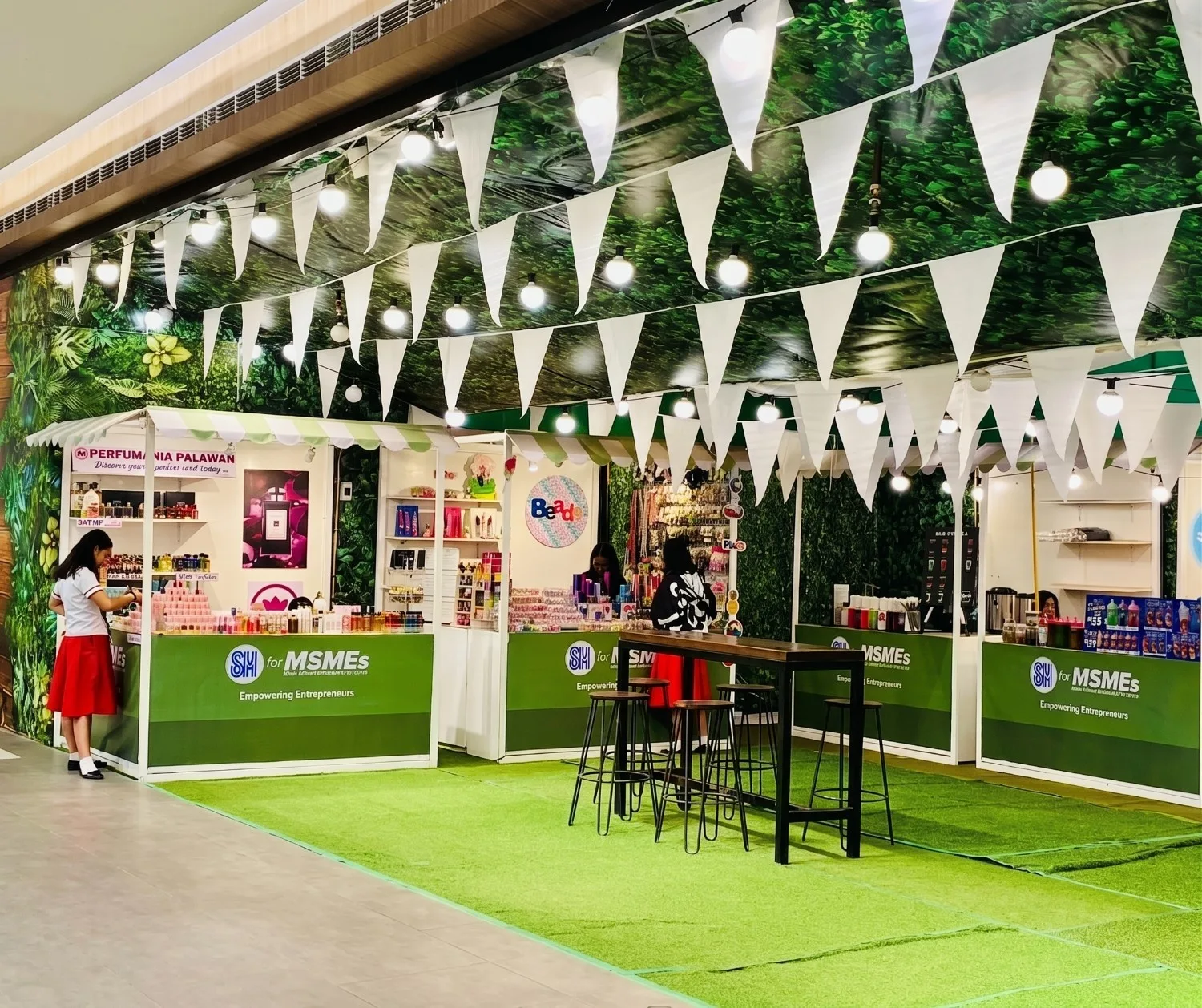 SM City Puerto Princesa Features Local MSME Pastries And Refreshing Drinks For Foodie Friday
