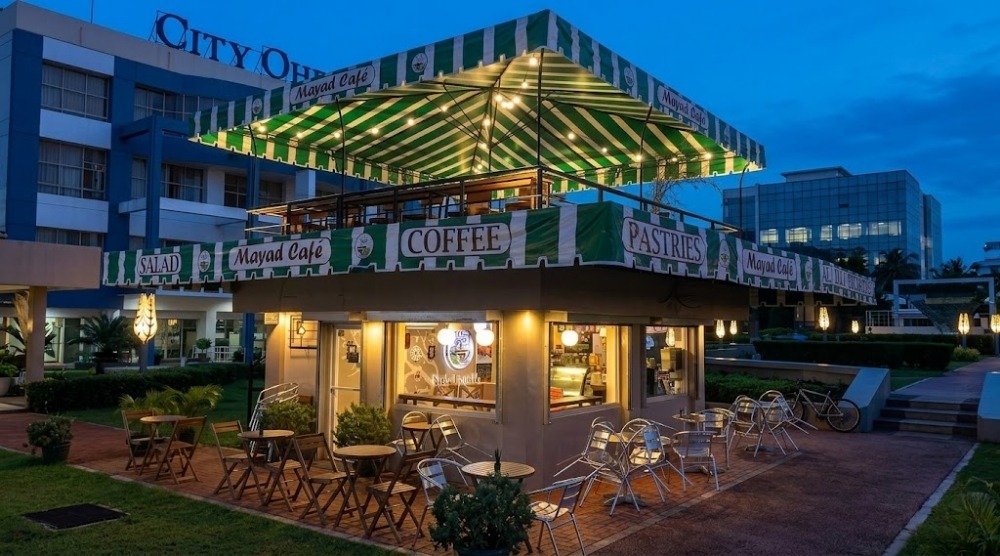 Specialty Coffee and Parkside Dining