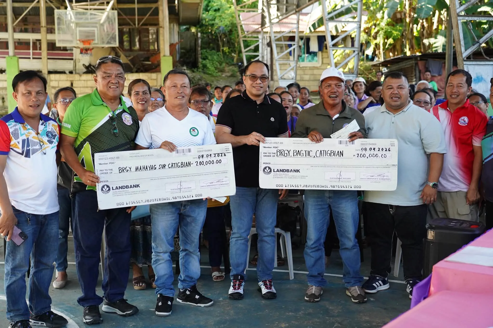 PHOTO COURTESY: Governor Erico Aristotle C. Aumentado  (FACEBOOK)