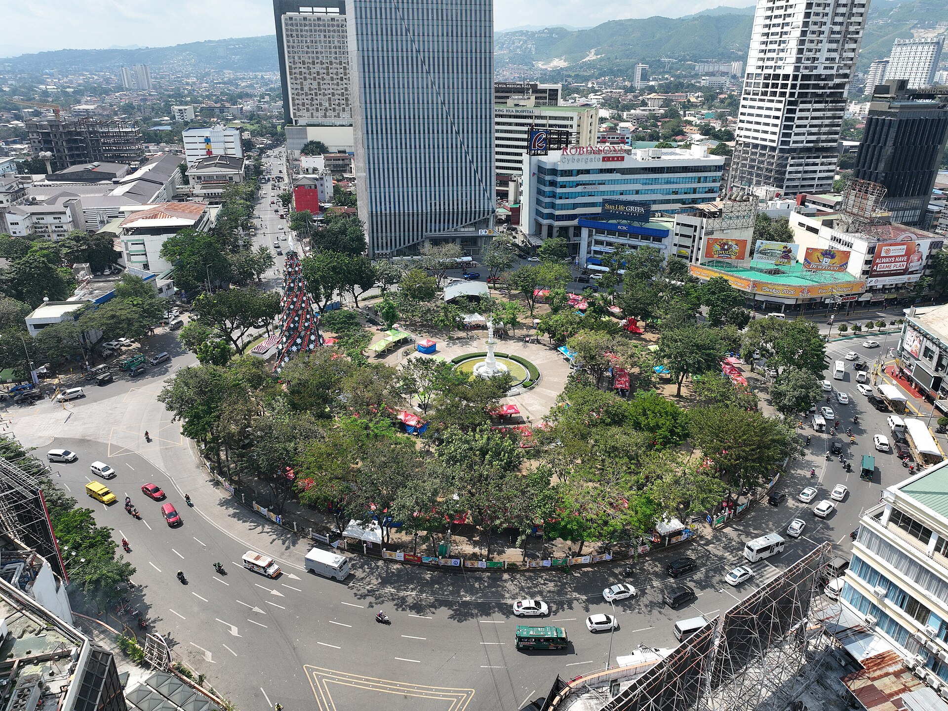 Photo: Patrickroque01, CC BY-SA 4.0, via Wikimedia Commons (https://creativecommons.org/licenses/by-sa/4.0/)