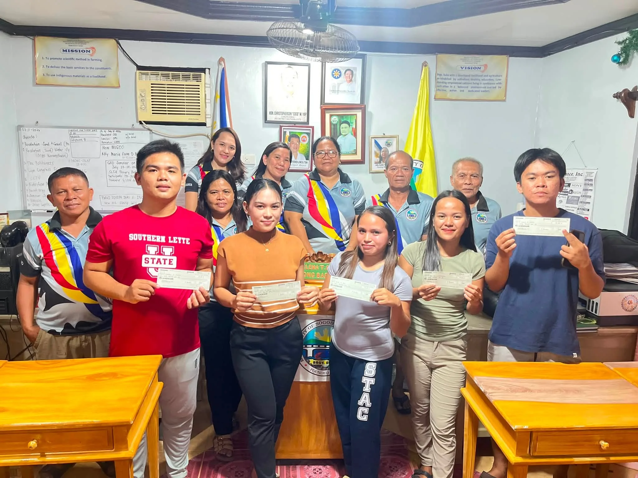Grassroots Educational Grant Drives Senior Year Success for Leyte Students