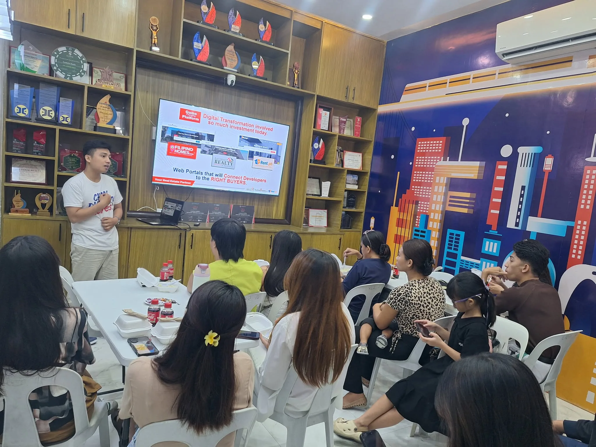Filipinohomes Iloilo, Team Chin Dynasty Hold WeeComm Product Knowledge Seminar and Orientation — Philippines