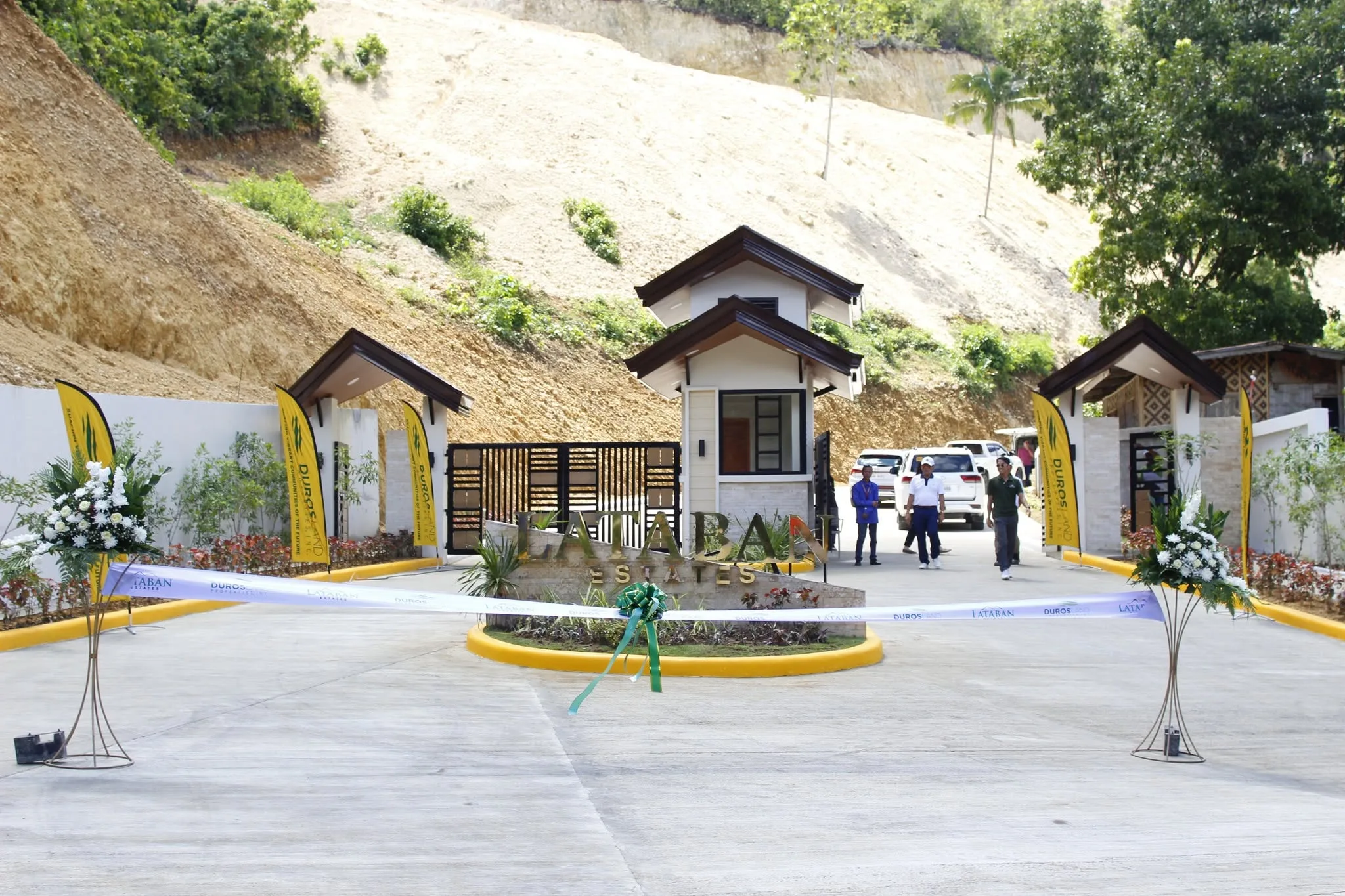 A New Landmark Rises: Duros Land Unveils North Gate of Lataban Estates in Northern Cebu