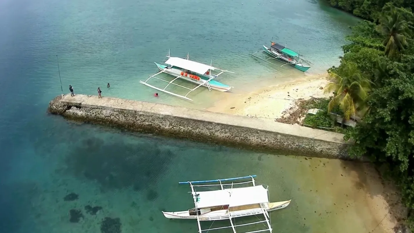 Campomanes Bay and the Promotion of Marine Sanctuary Tourism in Negros Oriental