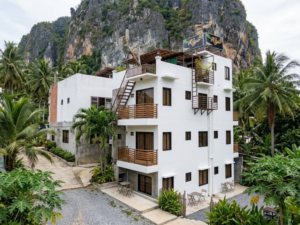 Modern Comfort in the Heart of El Nido: The Raje Residence Experience