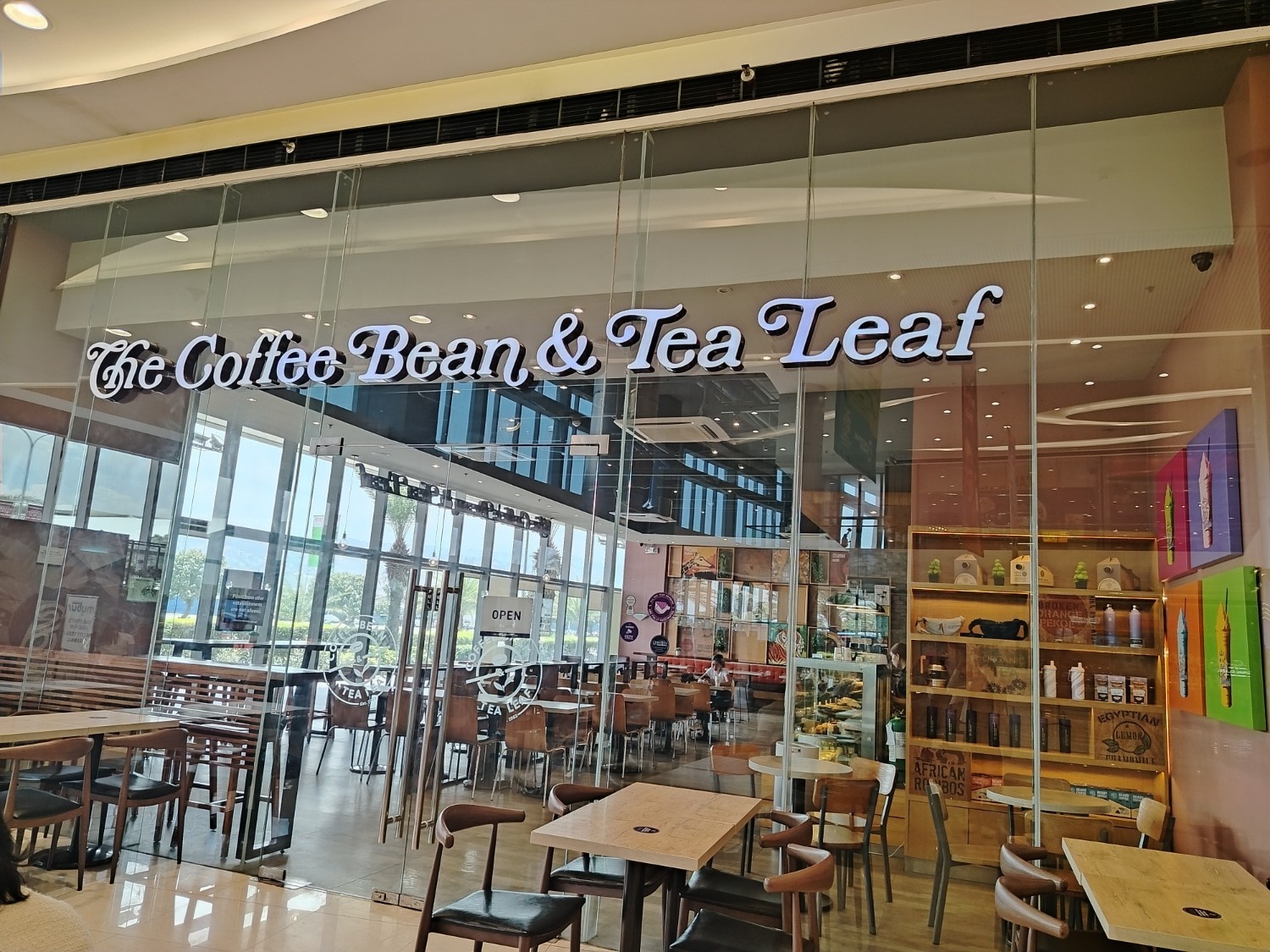 Cebu’s Caffeine Culture: Why The Coffee Bean & Tea Leaf Remains a Local Essential
