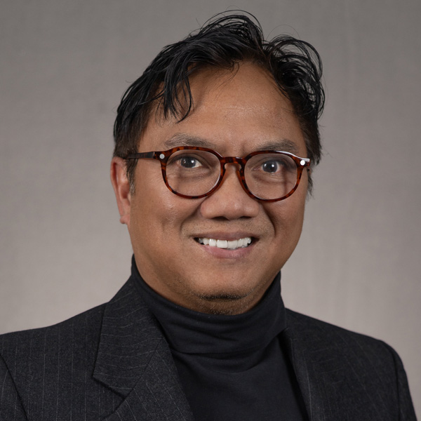 Filipino American Nurse Researcher Leorey Saligan Inducted into Global Nursing Hall of Fame