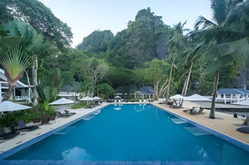 The Eco-Sanctuary: The Serene Allure of Lagen Island, El Nido