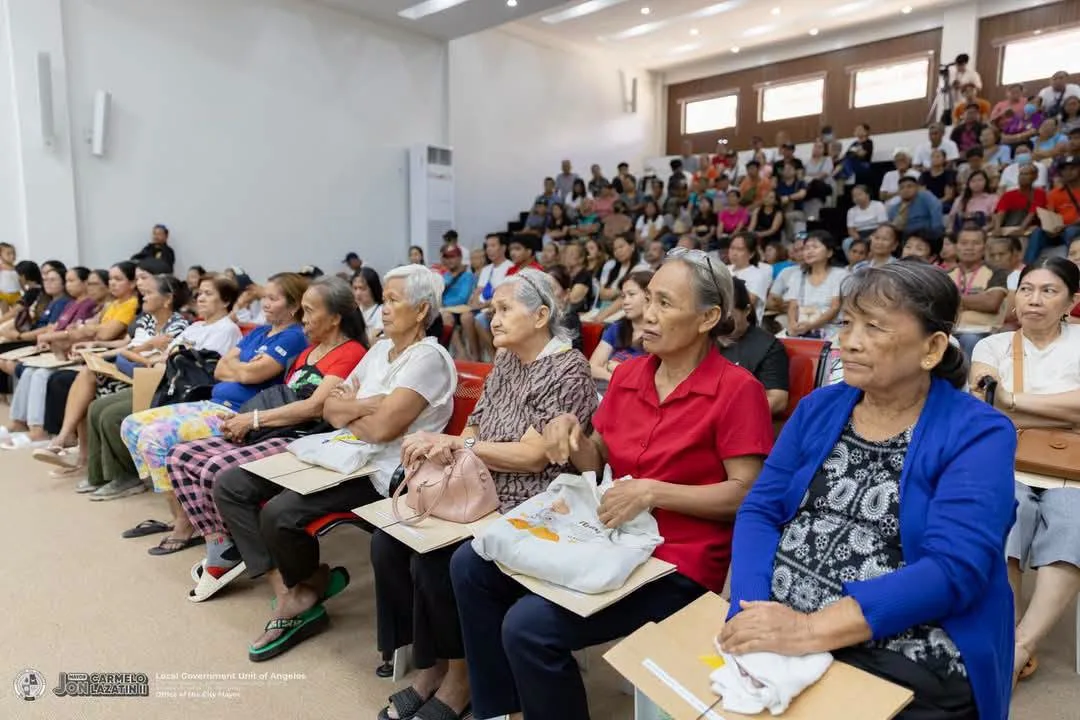 Angeles City Awards 660 Land Titles to Informal Settler Families