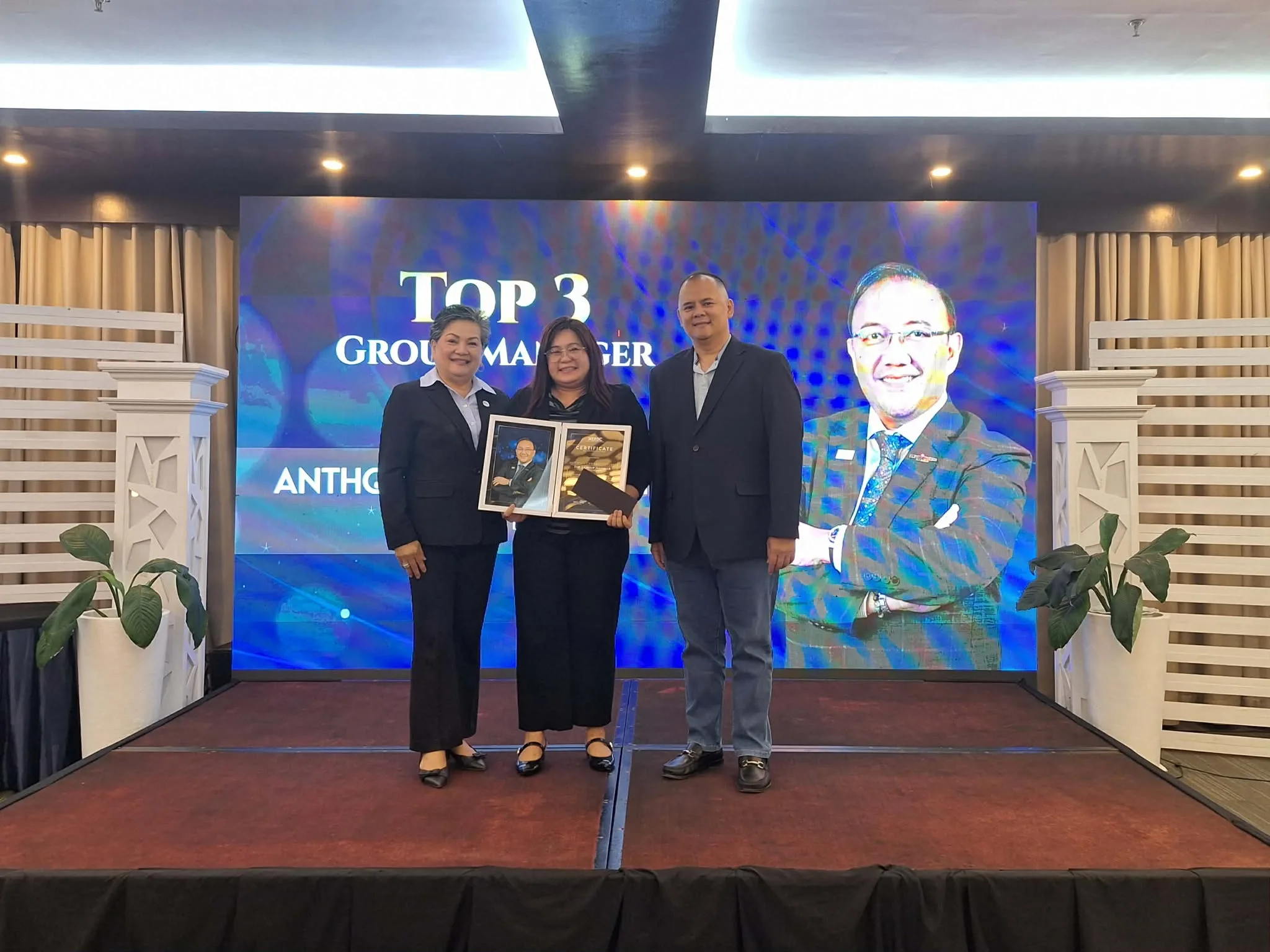 Filipinohomes CEO Anthony Leuterio Earns Top 3 Group Manager at Eon Realty Awards