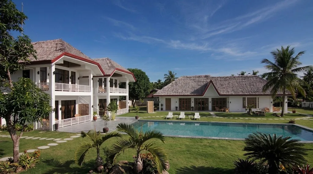 A Tropical Retreat in Dauin: Discovering the Beachside Experience at Sea Dream Resorts