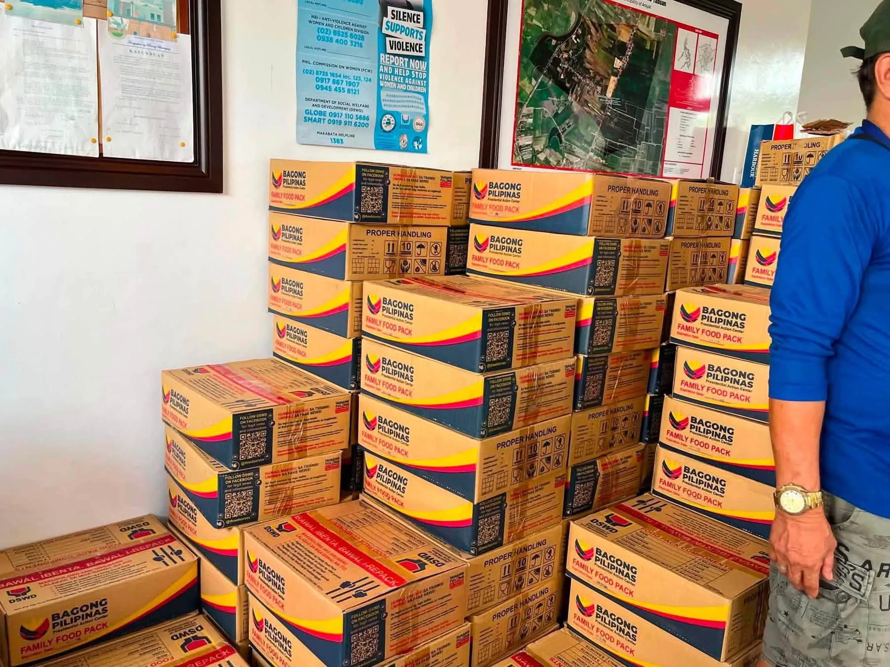 DSWD, Pampanga LGU Distribute Aid to 6,788 Flood-Affected Families in Arayat