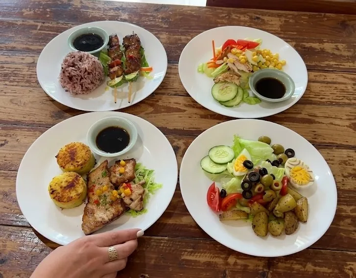 Halal food served in restaurants of GenSan.