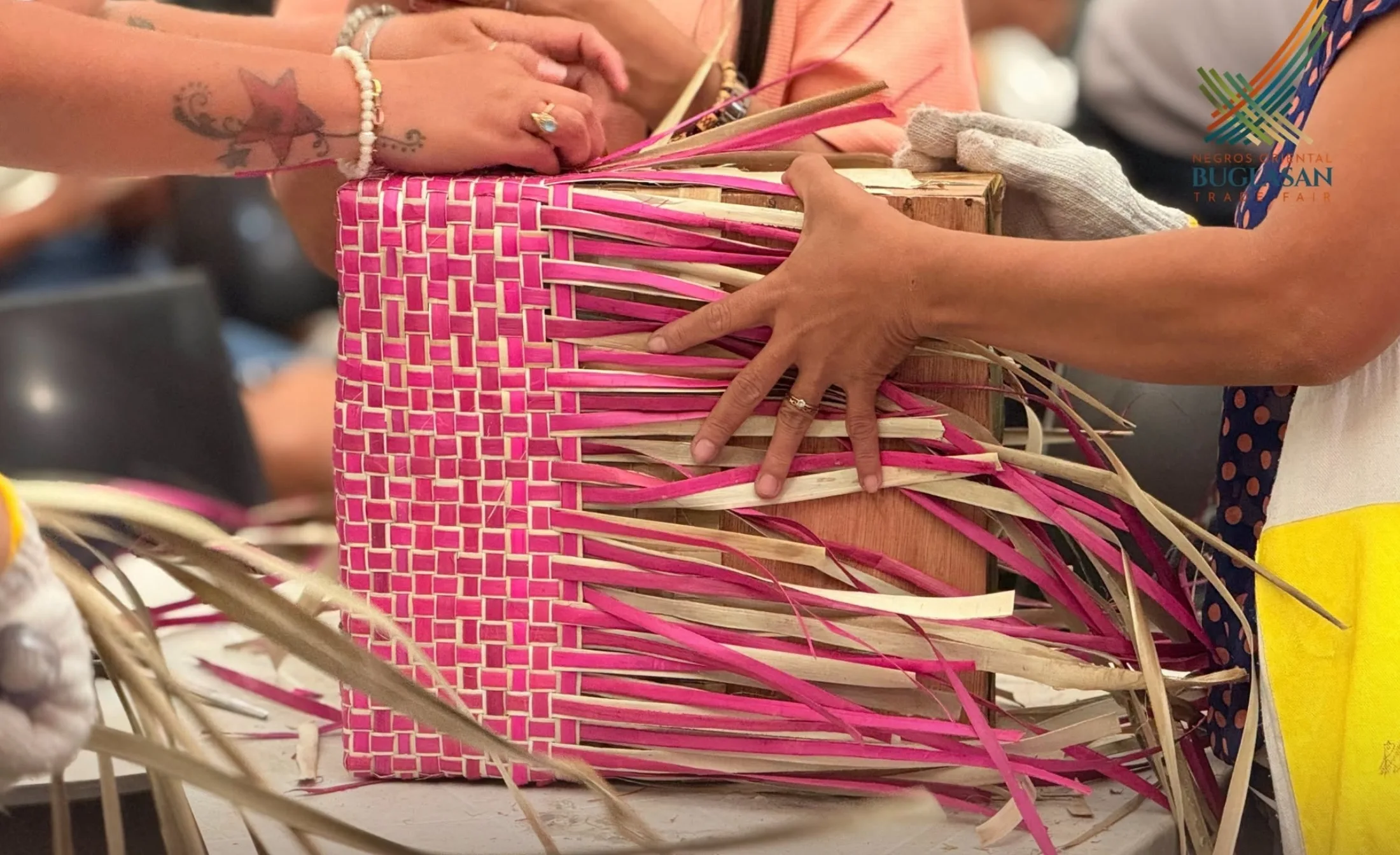 Keeping Filipino Craftsmanship Alive: Pandan Bag Making Brings Artisans Together in Dumaguete