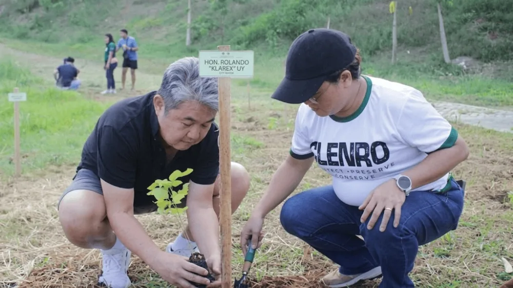 Green Roots: Cagayan de Oro City Hall Employees Unite for Arbor Day