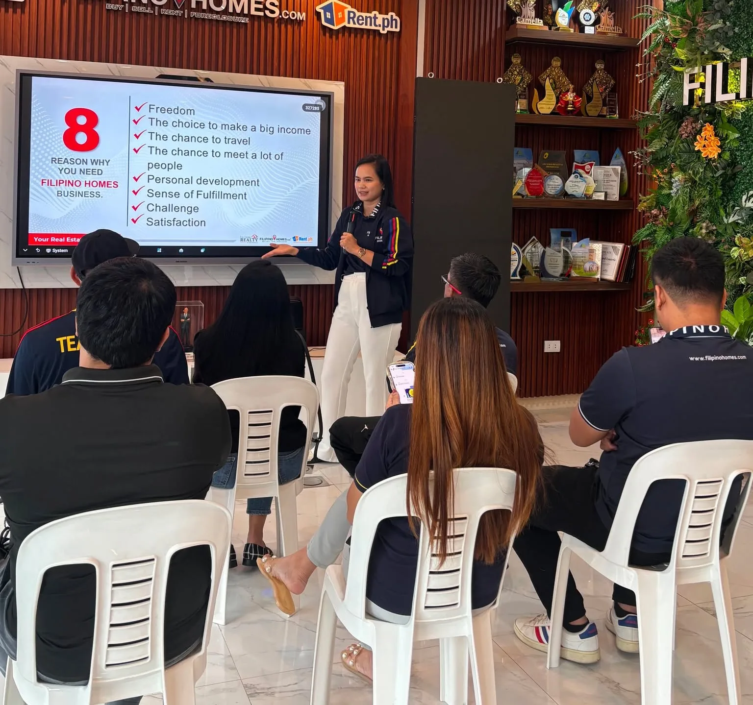 Filipinohomes Team LR Direct Onboards New Agents with ‘8 Reasons Why You Need Filipinohomes Business’