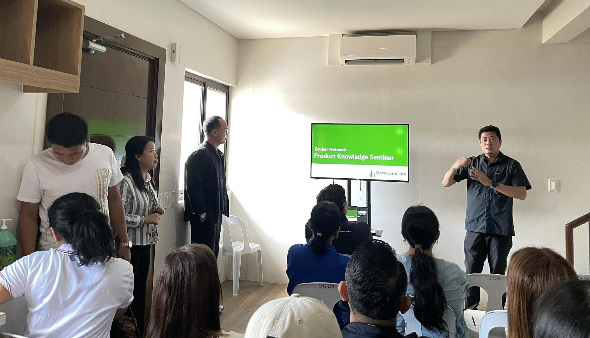 DataLand Inc. Refresher Product Knowledge Seminar Reinforces Palawan Agents on Developer's Quality-Beyond-Basics Standard