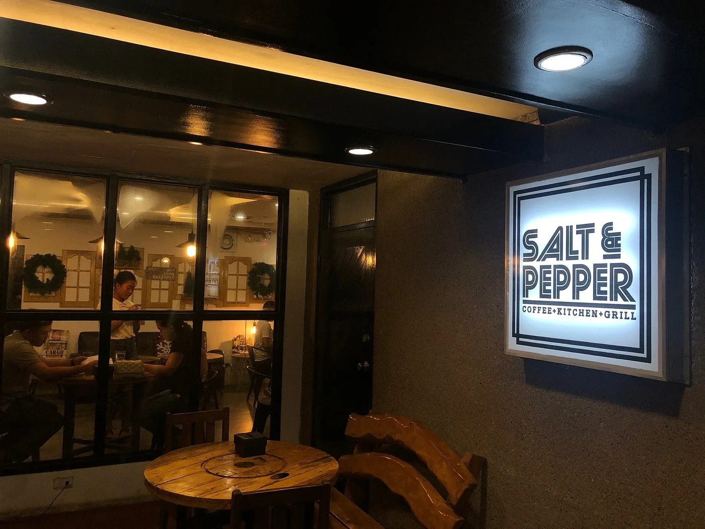 Salt and Pepper Dumaguete and the Growth of Contemporary Café-Restaurant Tourism