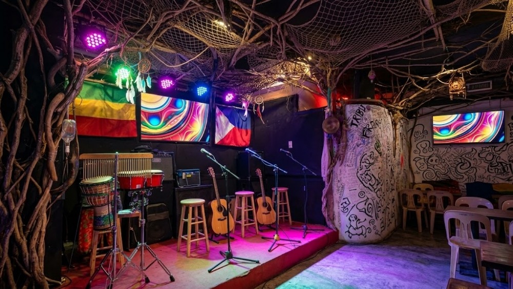 The Midnight Pulse: Experiencing Sigbin Bar in Coron