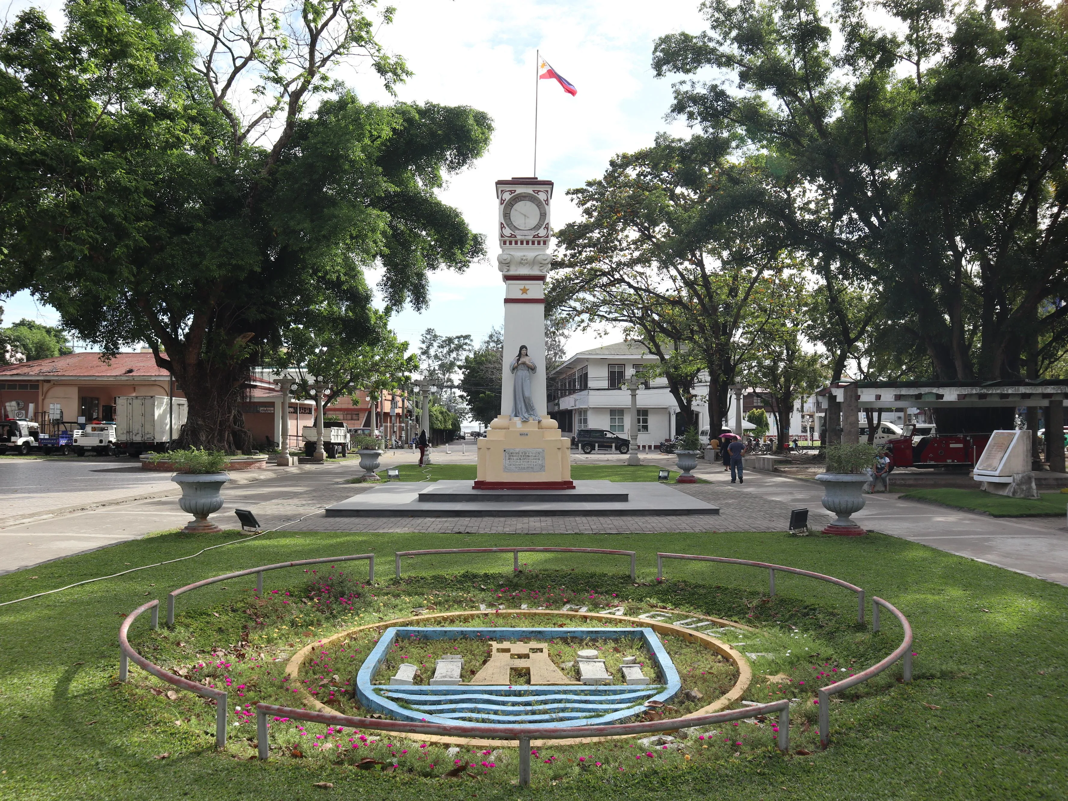 Pres. Manuel L. Quezon Park and the Growth of Civic Tourism in Dumaguete City