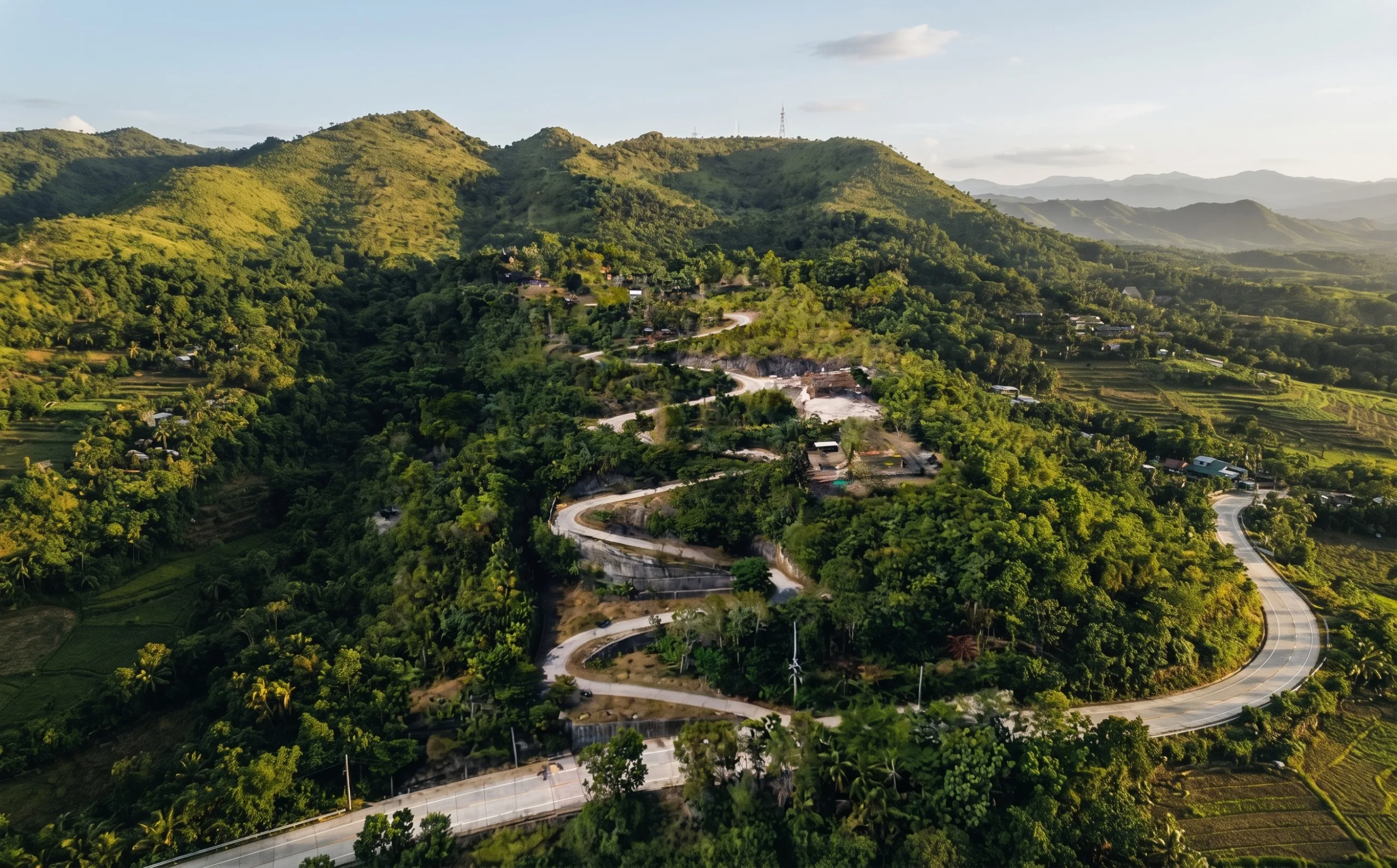 Looking for your next weekend road trip? See why this breathtaking mountain zigzag road in Maribojoc is every driver's dream! — Philippines