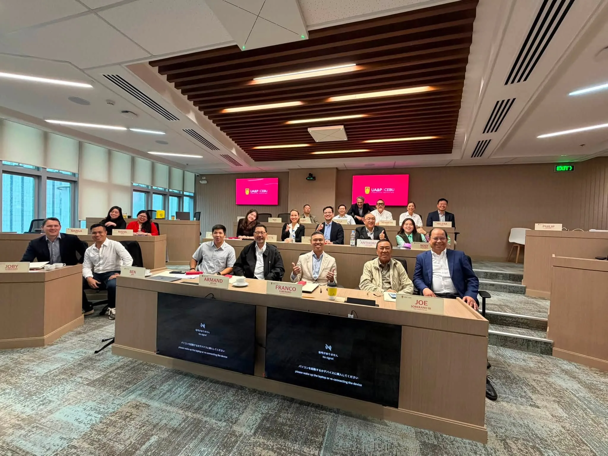 Top Philippine Executives Gather for First UA&P Executive Class in Cebu  v  — Philippines
