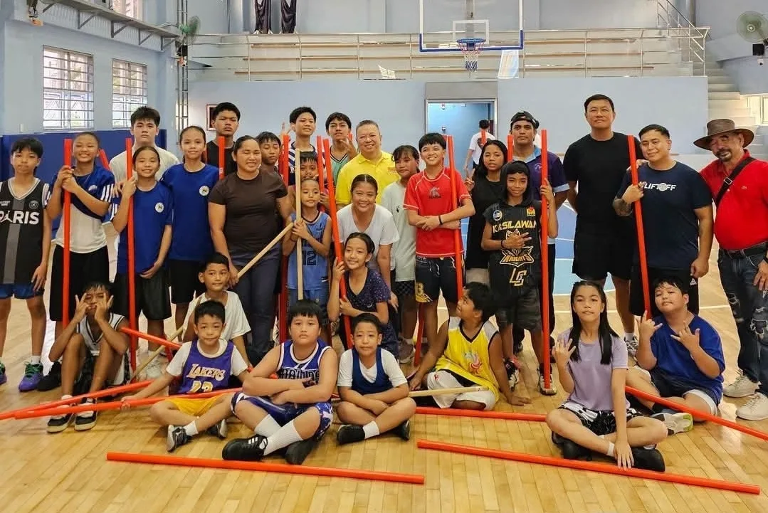 Makati Weightlifting Tryout Draws Young Athletes, Guided by Hidilyn Diaz Toward National Dreams